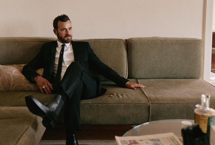 Discovering Justin Theroux's style is not just about clothes; it's about embracing a lifestyle of effortless cool.